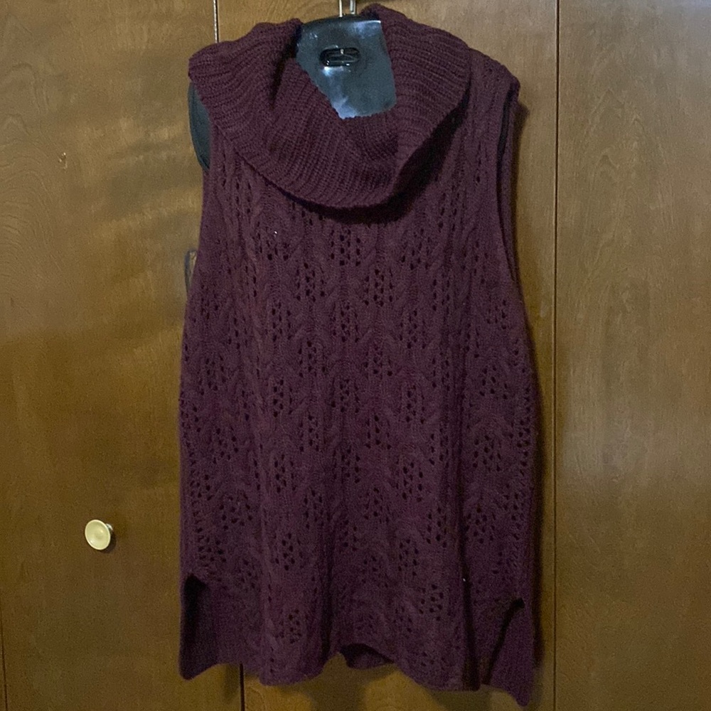 Brand: cb
Size: XL
Color: burgundy